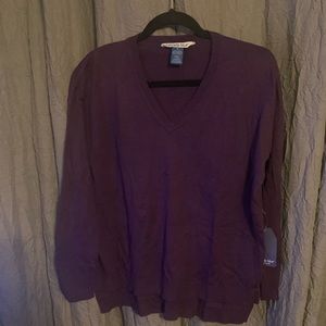 Women’s long sleeve sweater